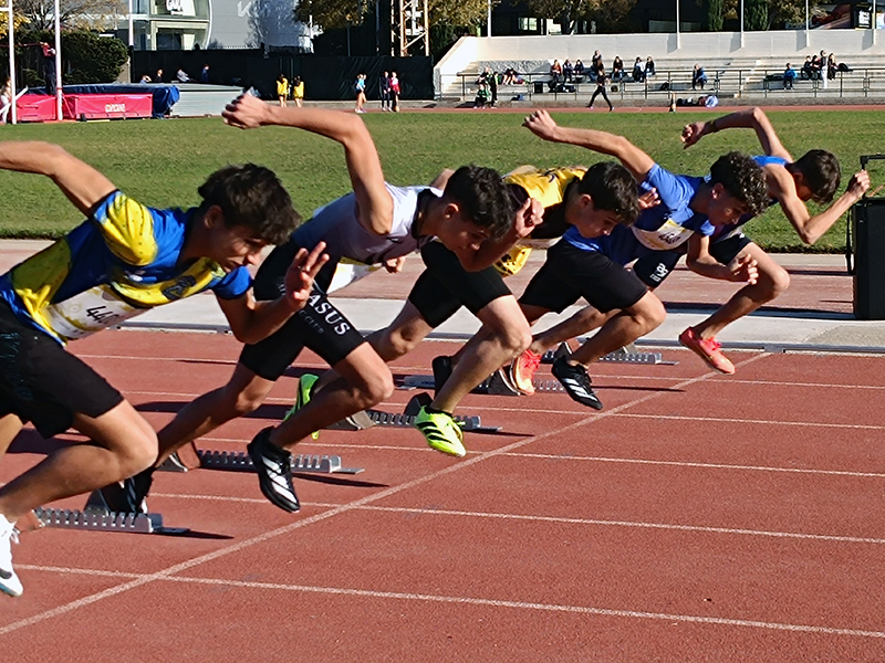 Empiezan las competiciones en pista invernal